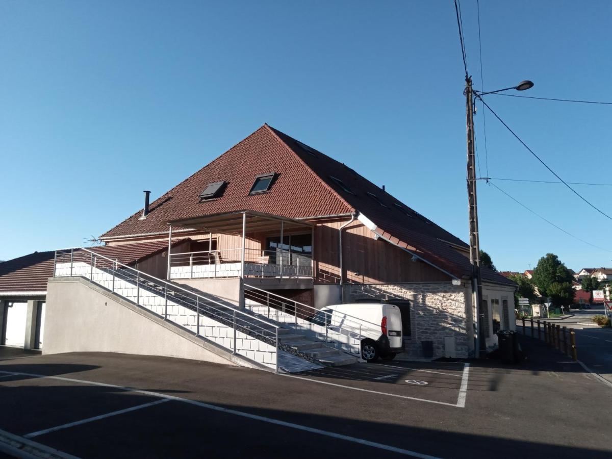 Grand Et Bel Appartement Au Coeur Du Haut-Doubs Orchamps-Vennes Екстер'єр фото
